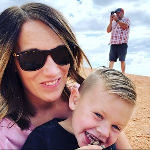 Meet your Posher, Holly